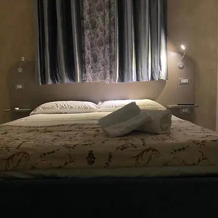 Akoya Bed & Breakfast *