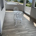 Akoya 3* Capo Vaticano